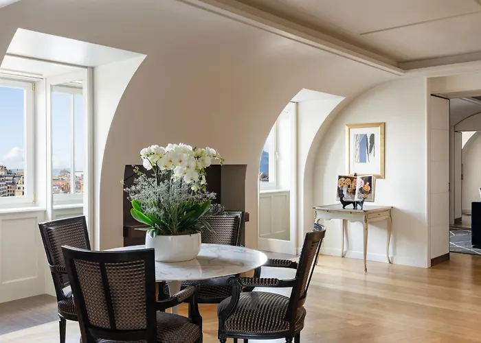 Four Seasons Des Bergues