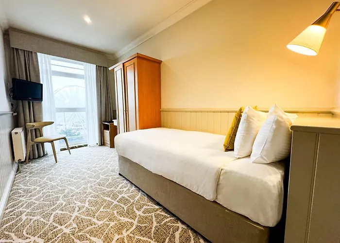 4 star hotel: The Hermitage Hotel - Oceana Collection