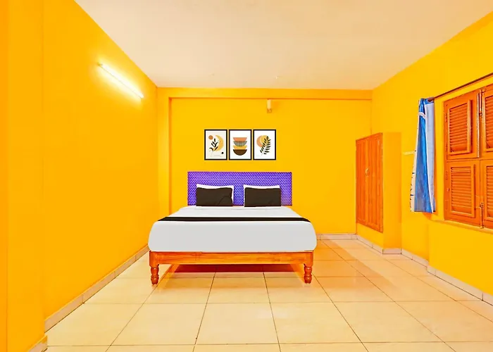 Super Hotel O Thavalakuppam Near Bus Stand
