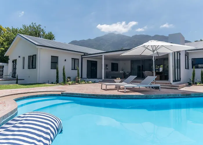 Maison La Bruyere, 8P - Heated Pool, Airco & Hottub