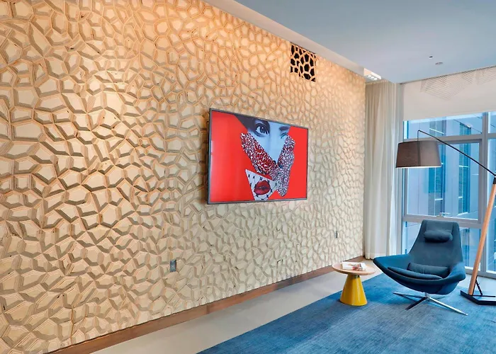 Hotel con piscina: Aloft Chicago Mag Mile