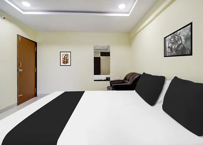 Super Hotel O Murali Nagar Near Nad Junction