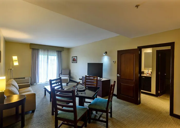 Courtyard By Marriott San Salvador