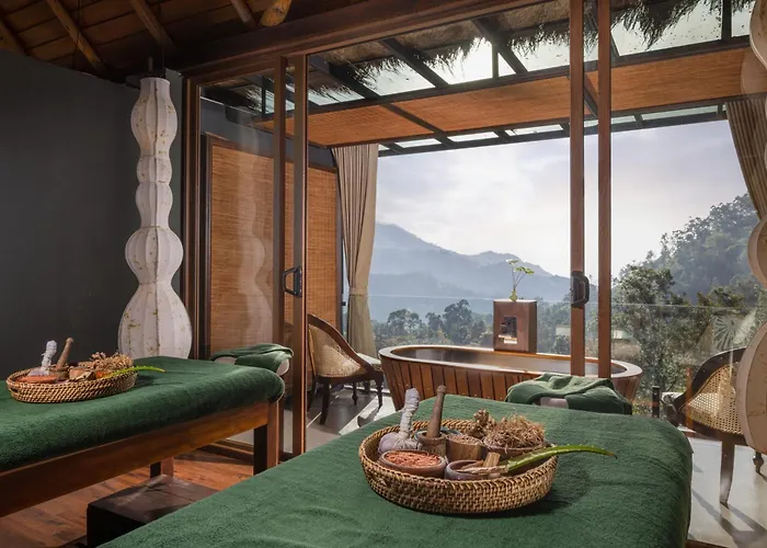 5 star hotel: 98 Acres Resort & Spa