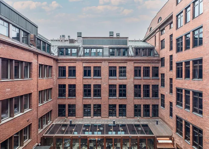 4 star hotel: Scandic Helsinki Hub