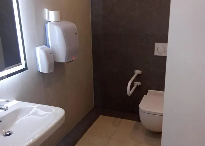 Hotel Business Bay das ehemalige Staycation Hotel