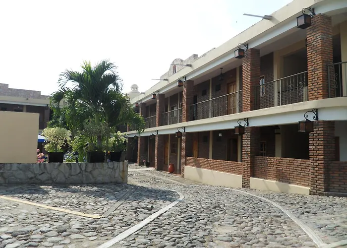 Hotel Montroi Express