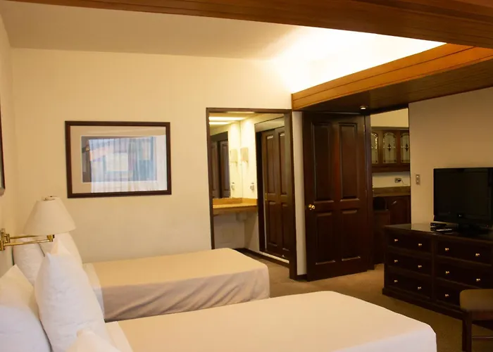 J&A Classic Hotel