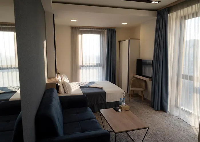 Rooftop Hotel