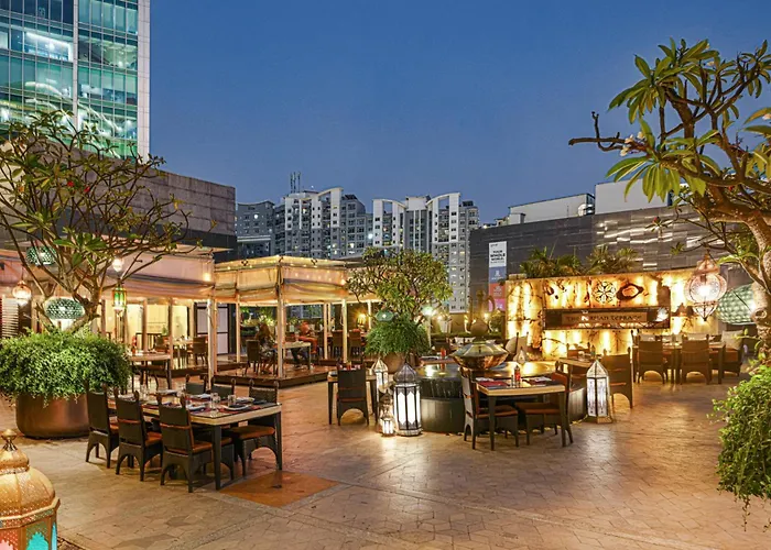 Design hotel Sheraton Grand Bangalore At Brigade Gateway