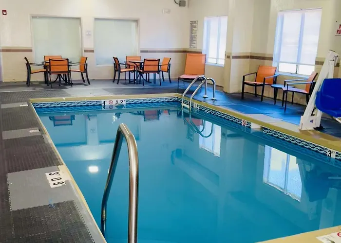 Clarion Pointe Albemarle