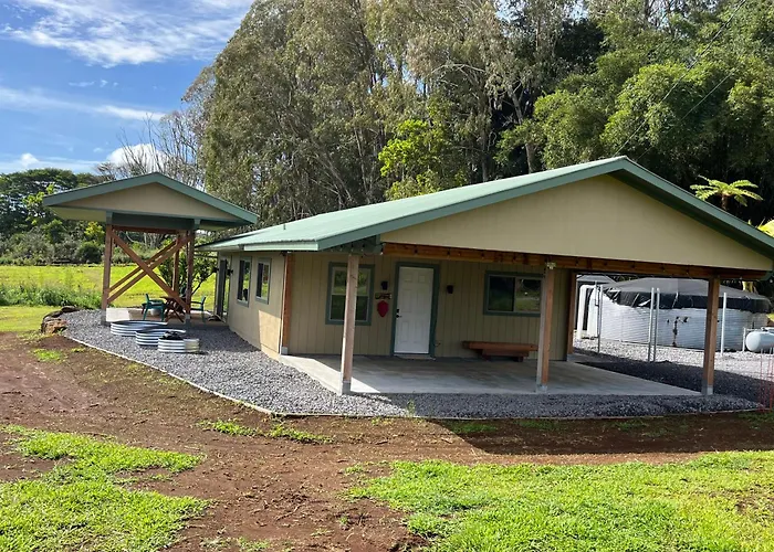Mahana House Country Inn