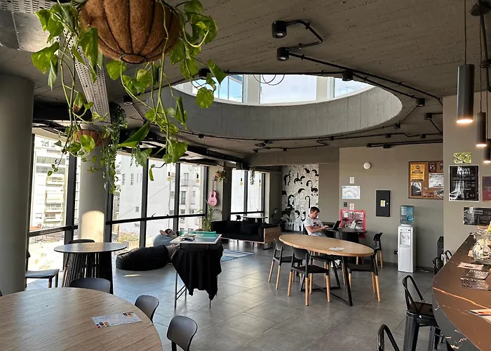 Albergue: Mons Hostel