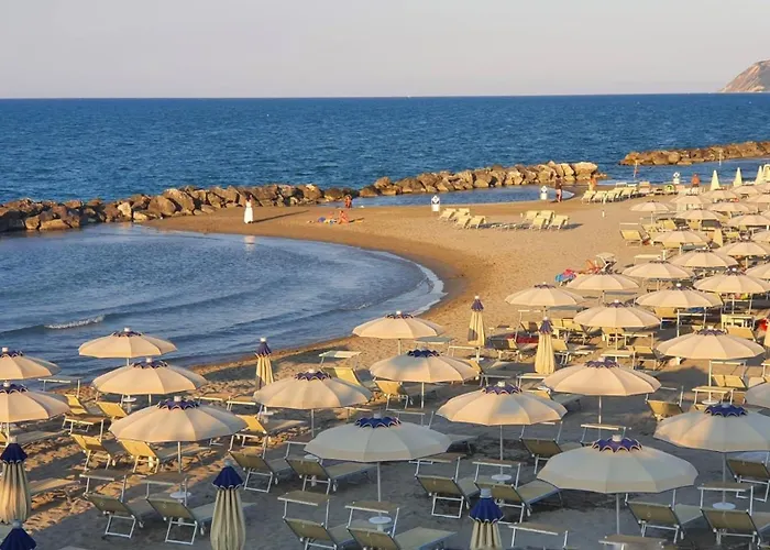 Hotel familiare: Hotel Holiday Sunshine Summer