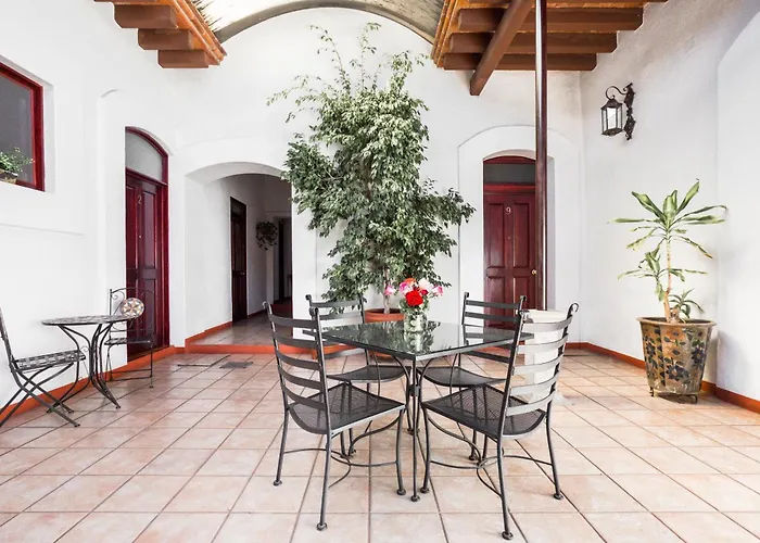 Hotel nahe Flughafen: Capital O El Nito Posada