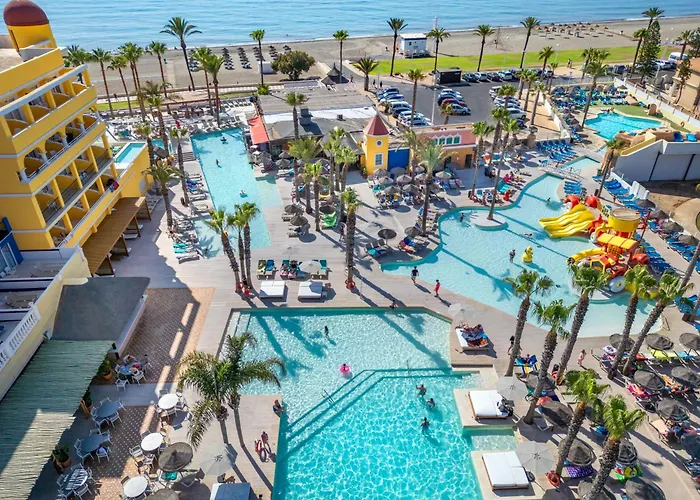 Mediterraneo Bay Hotel & Resort