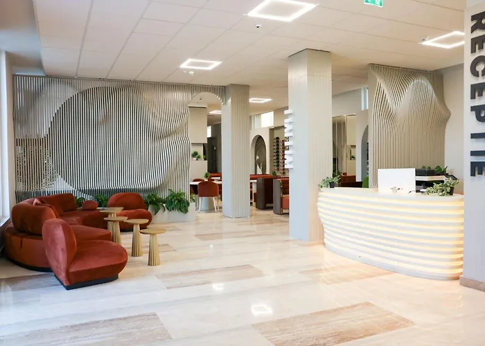 Mimi Hotel