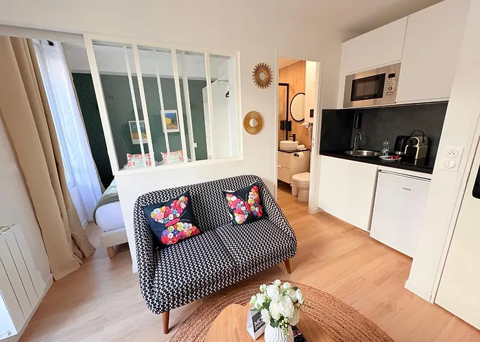  Moret Art Flats Trendy East Paris