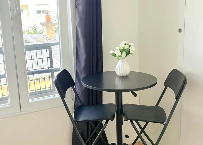  Moret Art Flats Trendy East Paris