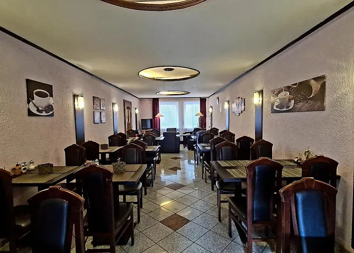 Hotel cerca del colegio: Hotel Zentrum