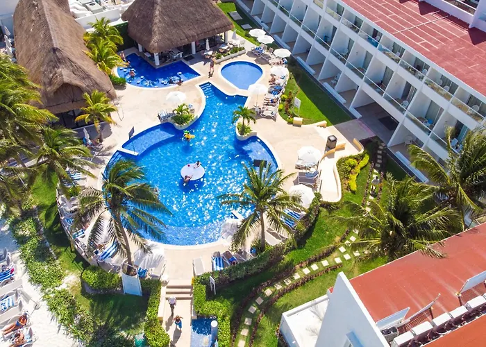 Beach hotel: Cancun Bay All Inclusive Hotel