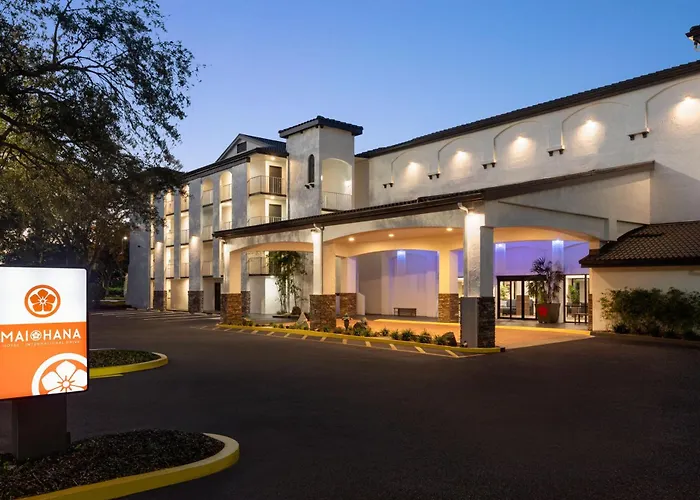 Hotel with pool: Mai Hana Hotel And Suites I Drive-Theme Parks