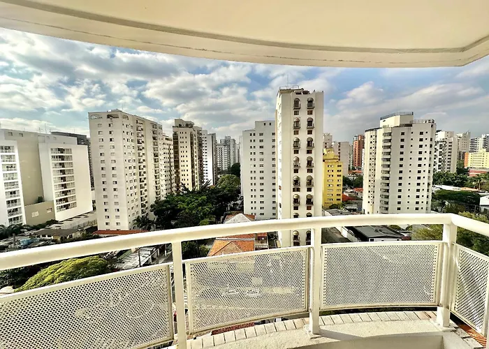 Apart-Hotel Próximo Metrô c/ garagem UH 1011