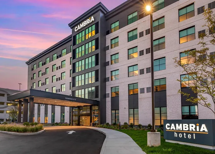 Cambria Hotel New Haven University Area