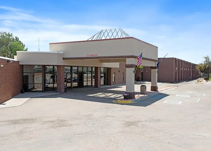 Family Hotel: Studio 6 Suites Butte Mt I-90 I-15