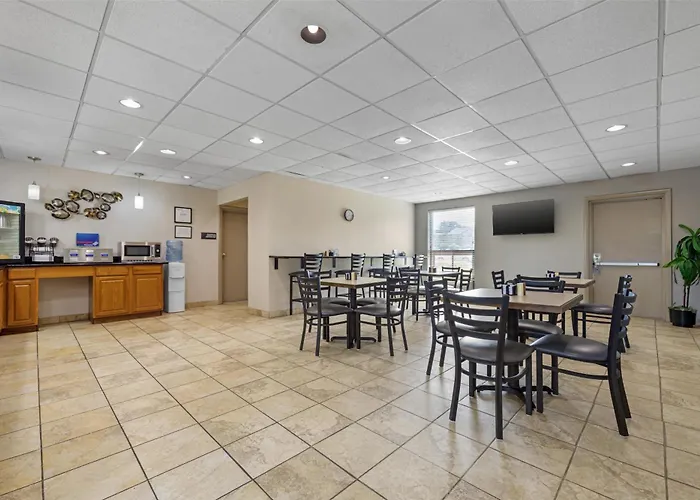 Cheap hotels Best Western Galaxy Inn