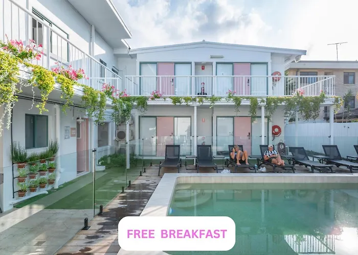 Hostel: Surf Inn Boutique Backpackers - Free Breakfast