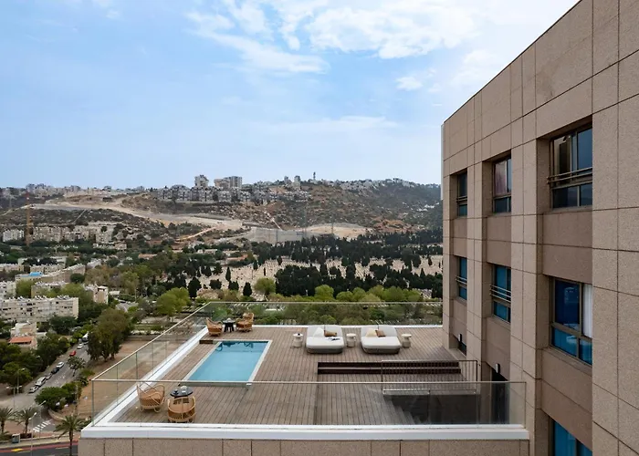 Hotels Close to Airport Leonardo Plaza Haifa