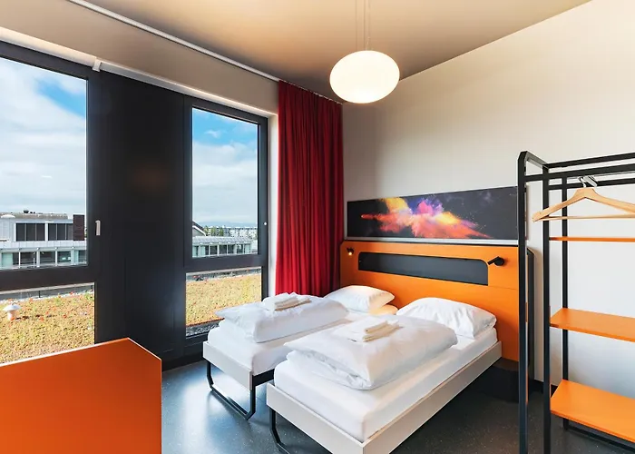 Hotel do aeroporto: Meininger Hotel Geneve Centre Charmilles