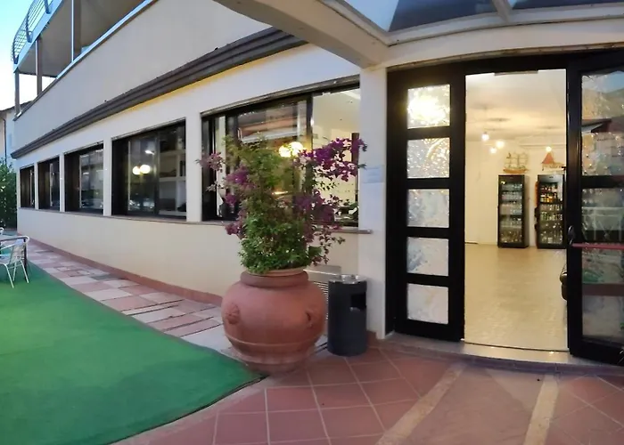 Albergo centrale: Hotel Marbella