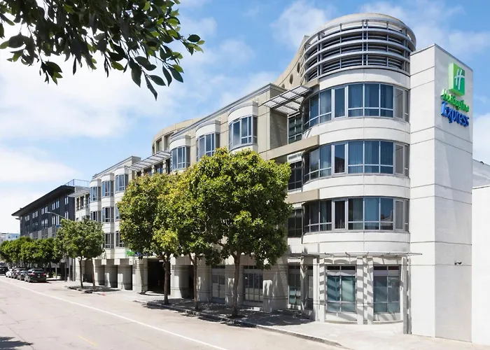  Holiday Inn Express & Suites Fisherman'S Wharf By Ihg