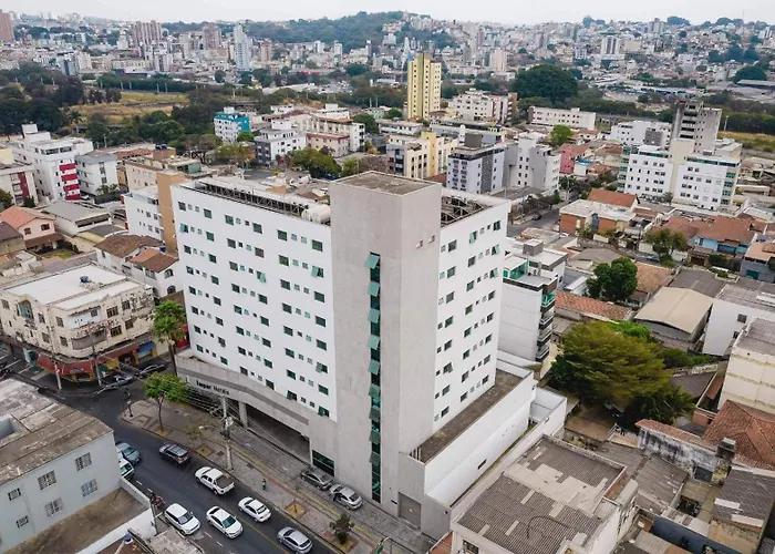 Hotel que aceita animais de estimação: Ímpar Suítes Expominas