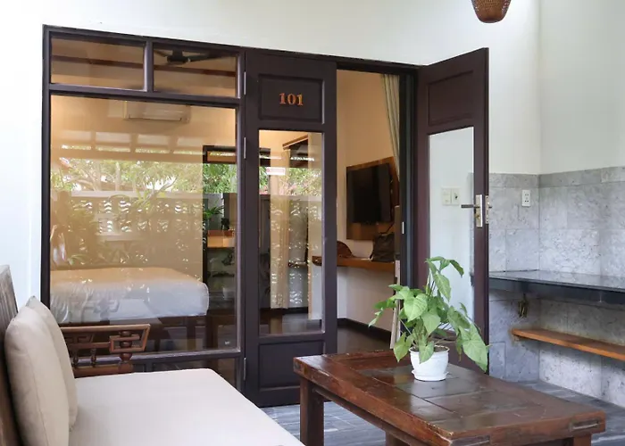 Vacation rental: An Bang Beach Villa