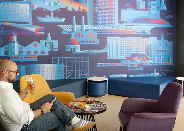 Resort: Aloft London Excel