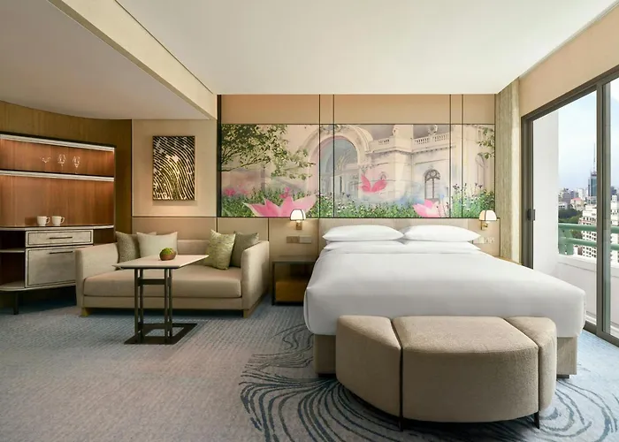 Sheraton Saigon Grand Opera Hotel