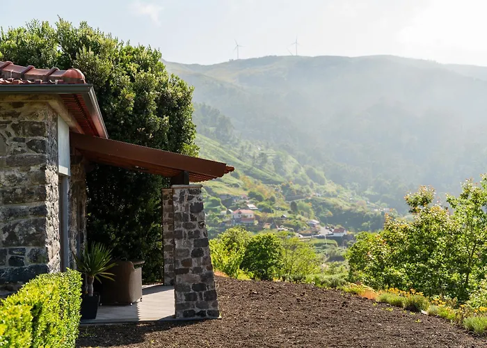 Rochão Village by Rent2U, Lda