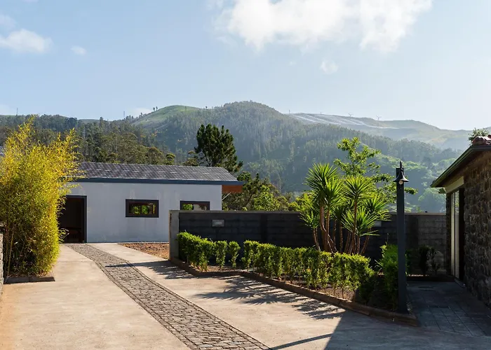 Rochão Village by Rent2U, Lda