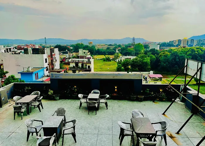 Hotel Aura Residency - A Luxury Hotel & Resort, Haridwar
