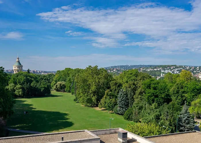 Family Hotel: Ensana Thermal Margaret Island