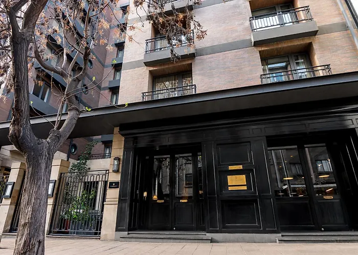 The Singular Santiago