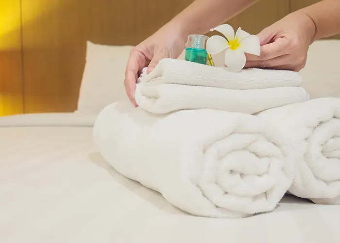 Hotel Sukoon, Best Luxurious Hotel Rooms In Surat City Center