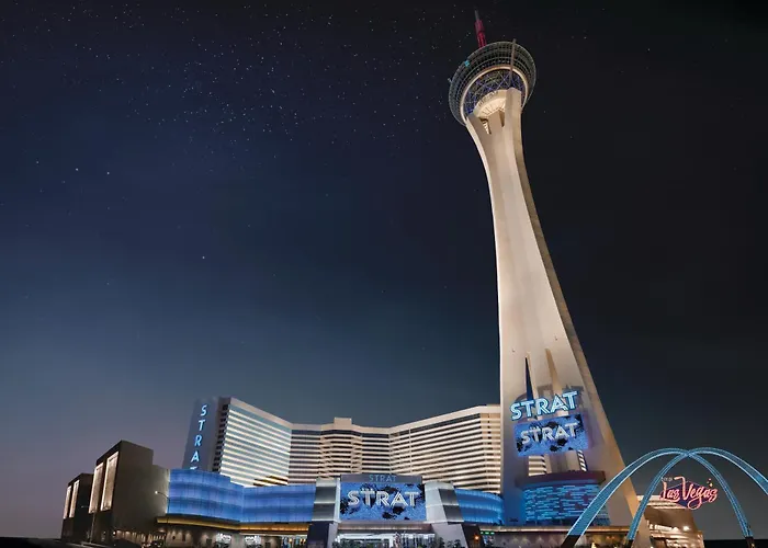 3 star hotel: The Strat Hotel, Casino & Tower