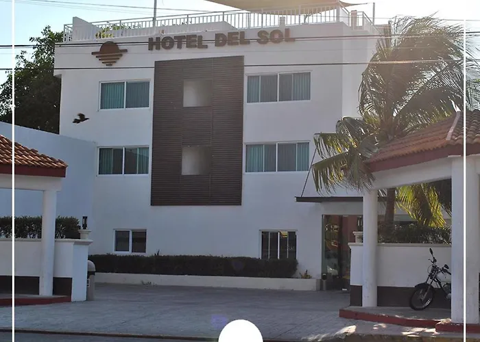 Hotels Close to Airport Del Sol