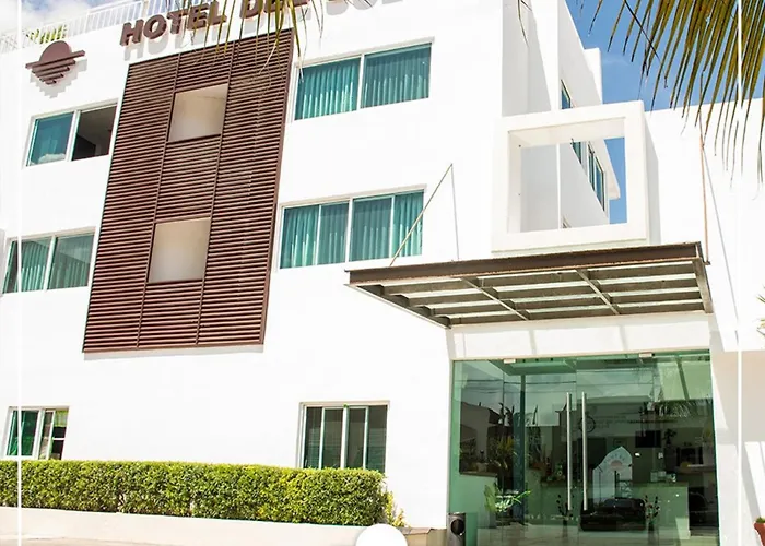 Hotels Close to Airport Del Sol