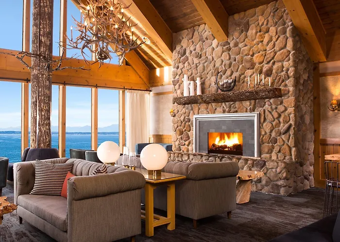 Strandhotel: The Edgewater, A Noble House Hotel