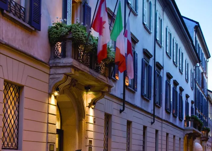 Hotel com jacuzzi: Four Seasons Hotel Milano